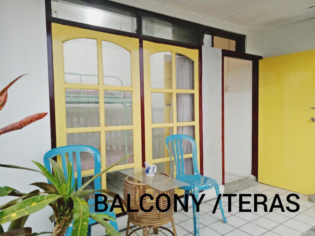 Griya Backpacker Pak Yon Bed & Breakfast มะลัง ภายนอก รูปภาพ