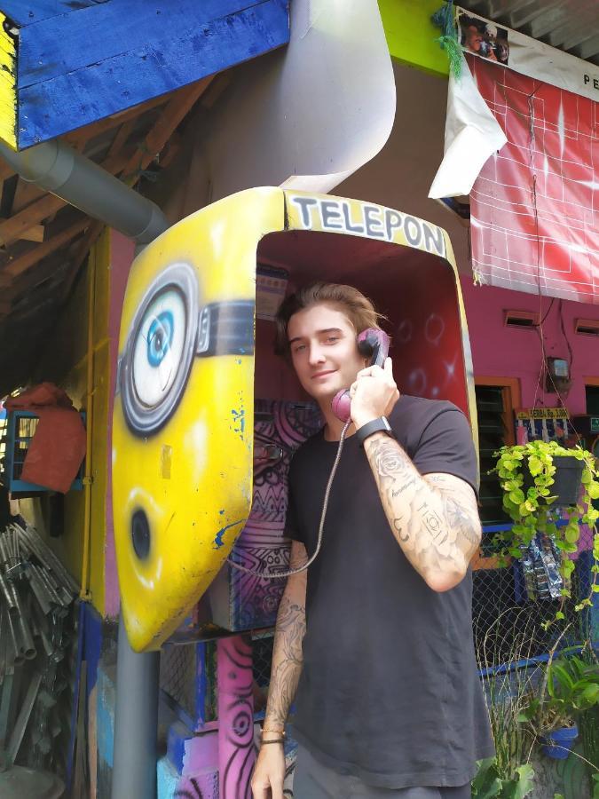 Griya Backpacker Pak Yon Bed & Breakfast มะลัง ภายนอก รูปภาพ