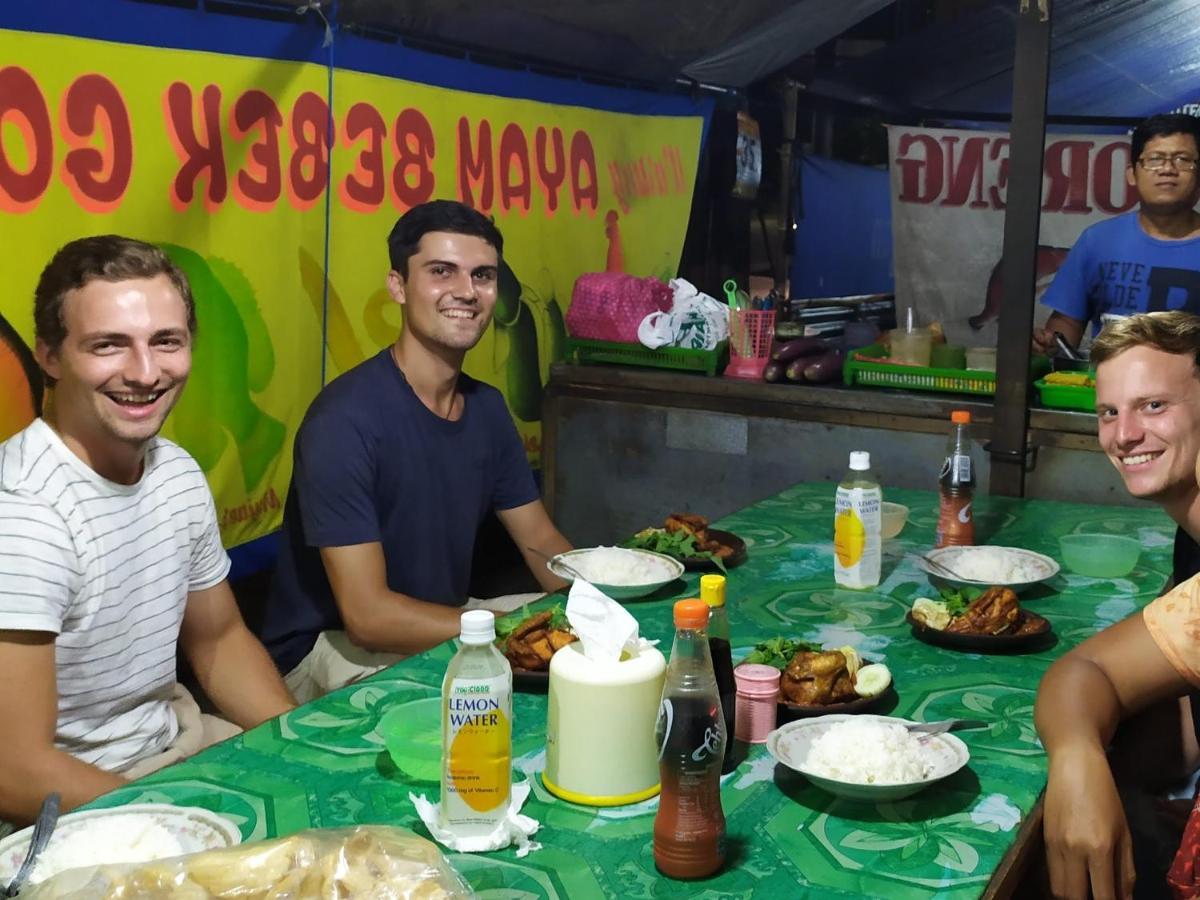 Griya Backpacker Pak Yon Bed & Breakfast มะลัง ภายนอก รูปภาพ