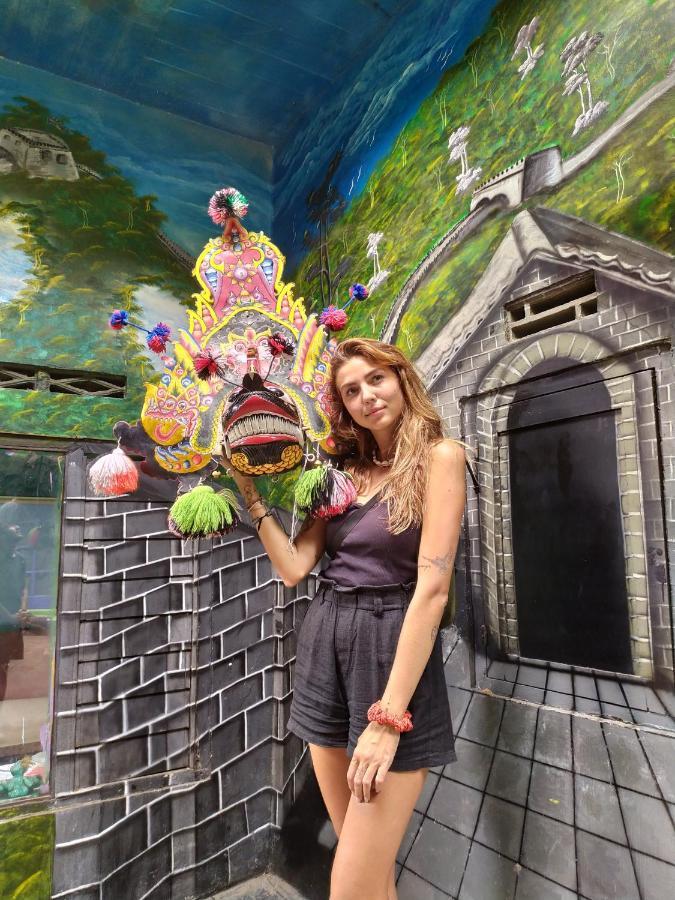Griya Backpacker Pak Yon Bed & Breakfast มะลัง ภายนอก รูปภาพ