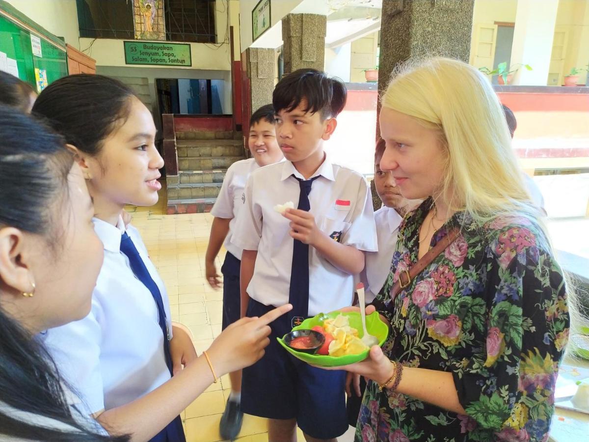 Griya Backpacker Pak Yon Bed & Breakfast มะลัง ภายนอก รูปภาพ